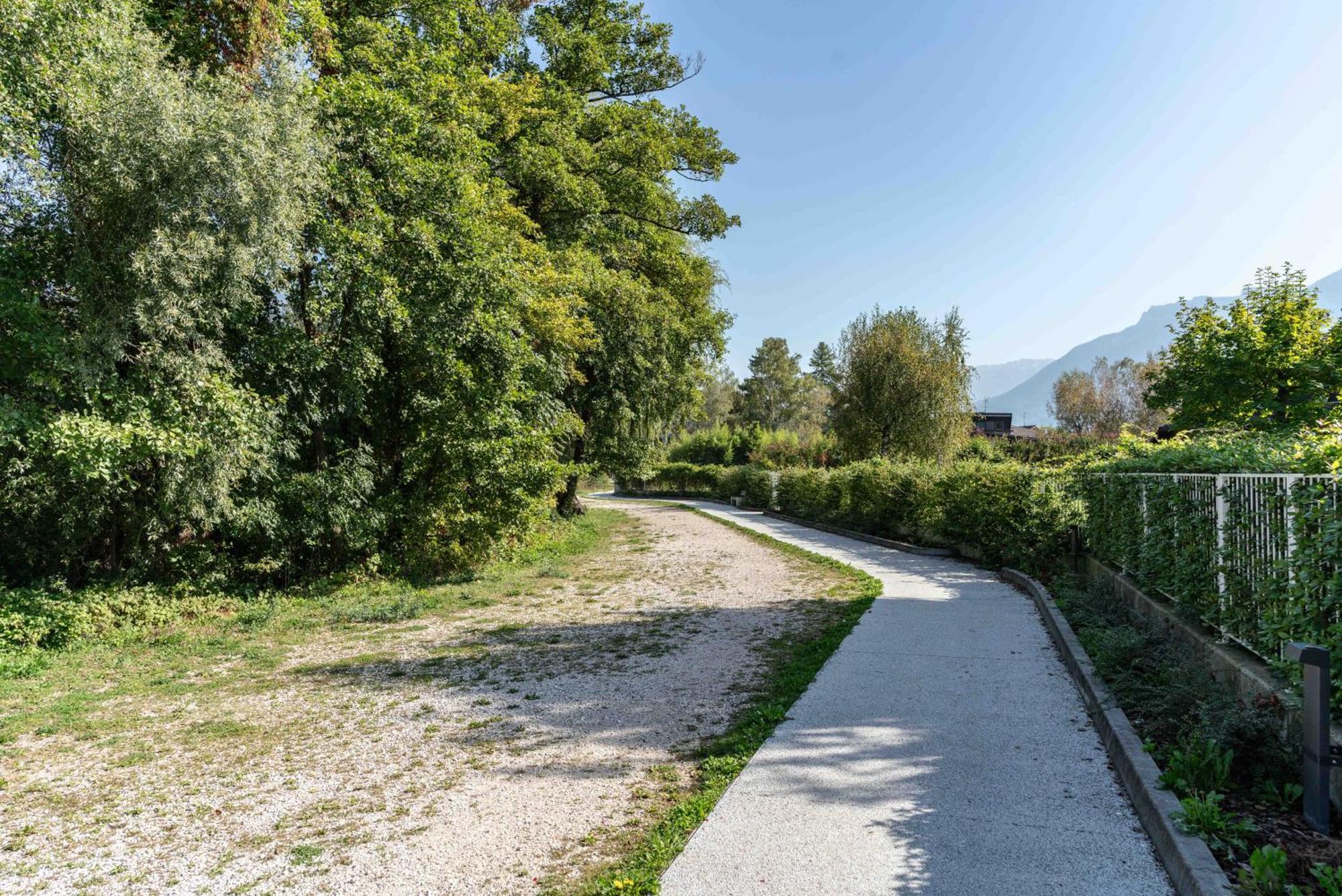 La Gemma Sul Lago كالسرانيكا ال لاغو المظهر الخارجي الصورة